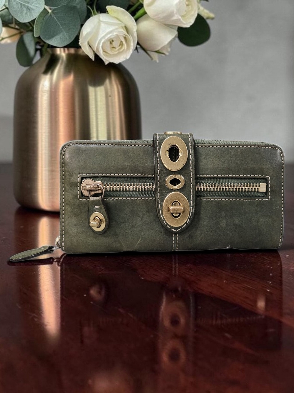 Coach Green Lily 2009 RARE Legacy Leather Zip Wallet with Brass Hardware